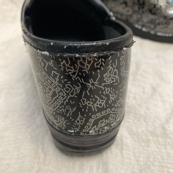 Dansko Women's Professional Metallic Floral Clog Size 39 Nursing US 8.5-9 - Picture 7 of 16